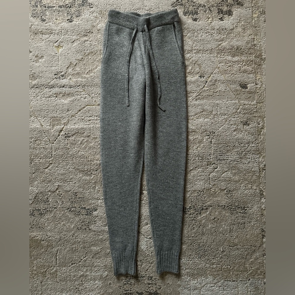 Grey Stretchy Knit Set - Picture 5 of 11